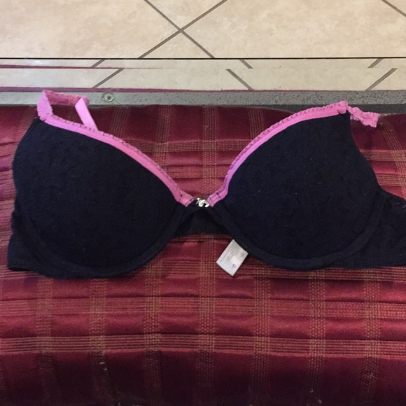 Fruit of the Loom Other - Fruit of the Loom size 34C bra good condition